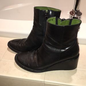 Donald J Pliner Boots
